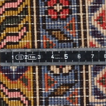 Knot detail view